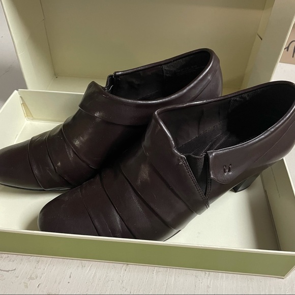 Naturalizer Carly Brown Ankle Booties Size 8 - Picture 4 of 9
